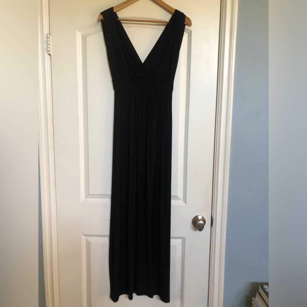 Black Aqua maxi sundress. Size medium